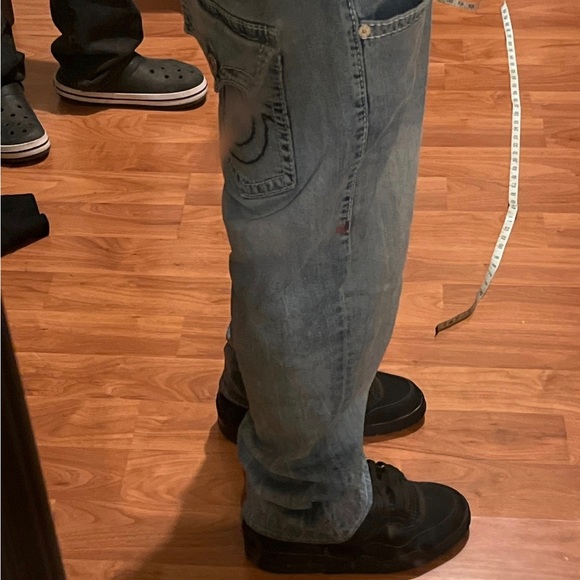 Mark shown in pictures CUT OFF LENGTH AT
BOTTOM AND RE STITCHED waist 36length39 - Picture 2 of 7